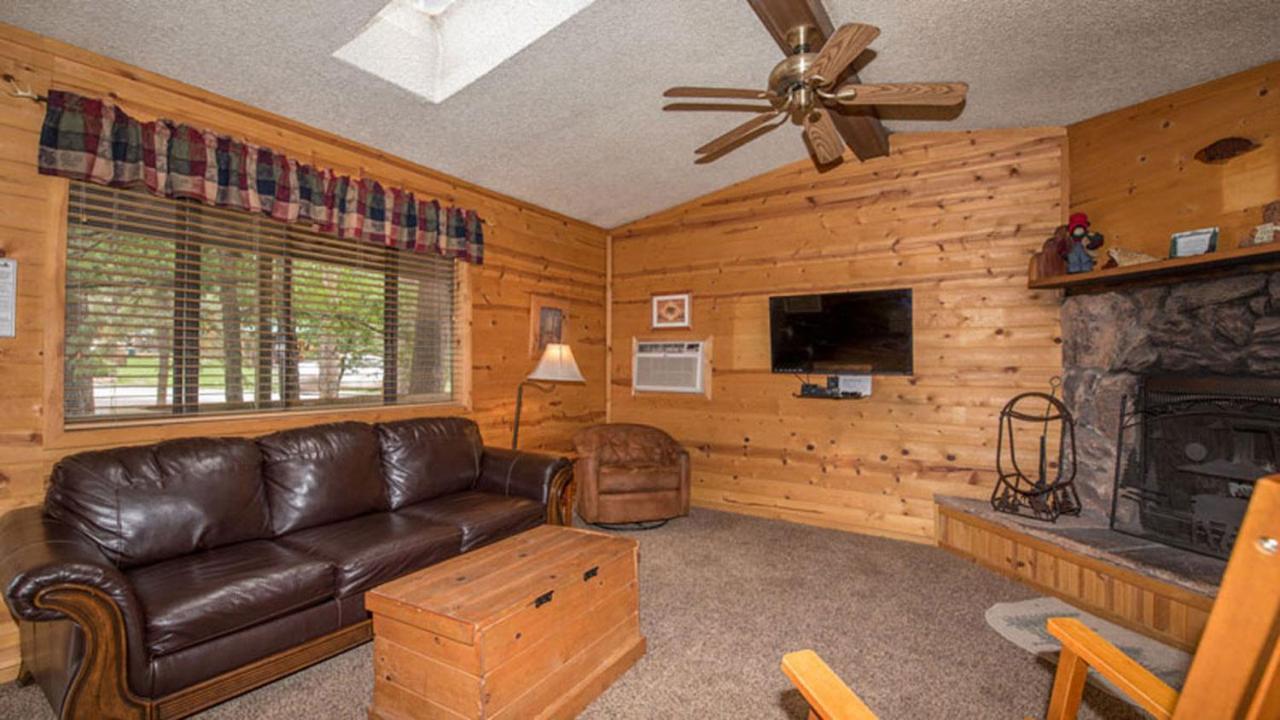 Whispering Pine Cabins Руидозо Экстерьер фото