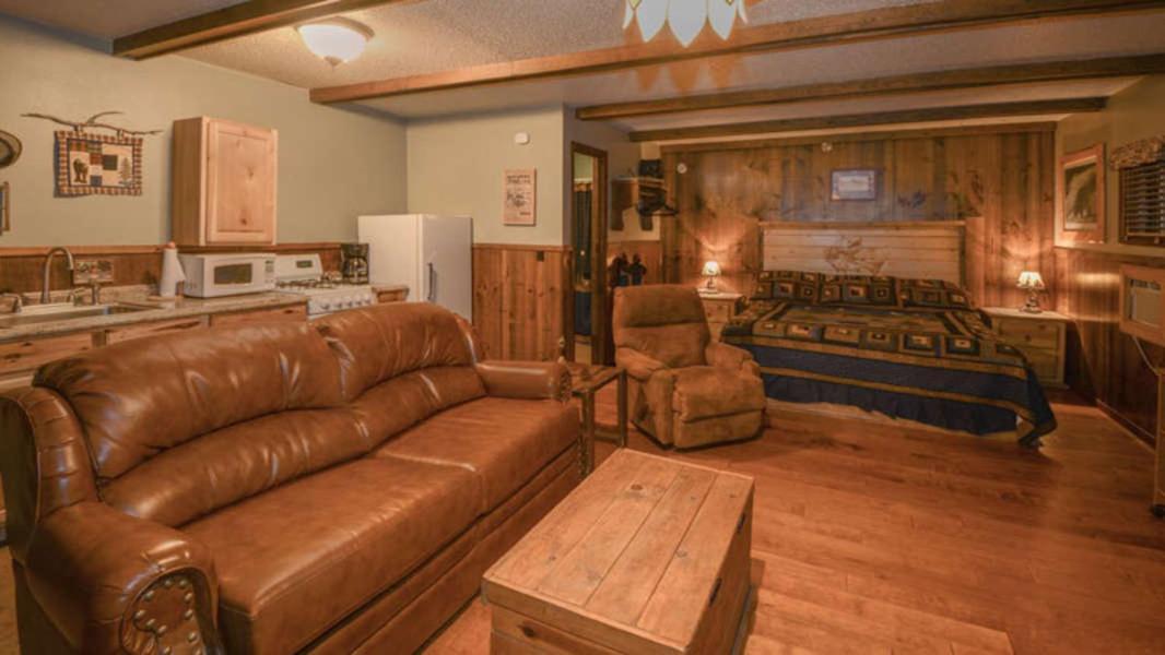 Whispering Pine Cabins Руидозо Экстерьер фото